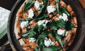 pizza with feta and rocket